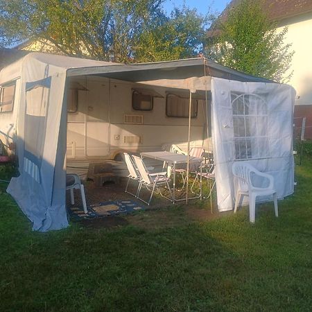 Wildcamp Resort Masseria La Murgia Unterkunft In Einem Wohnwagen 림바크 외부 사진