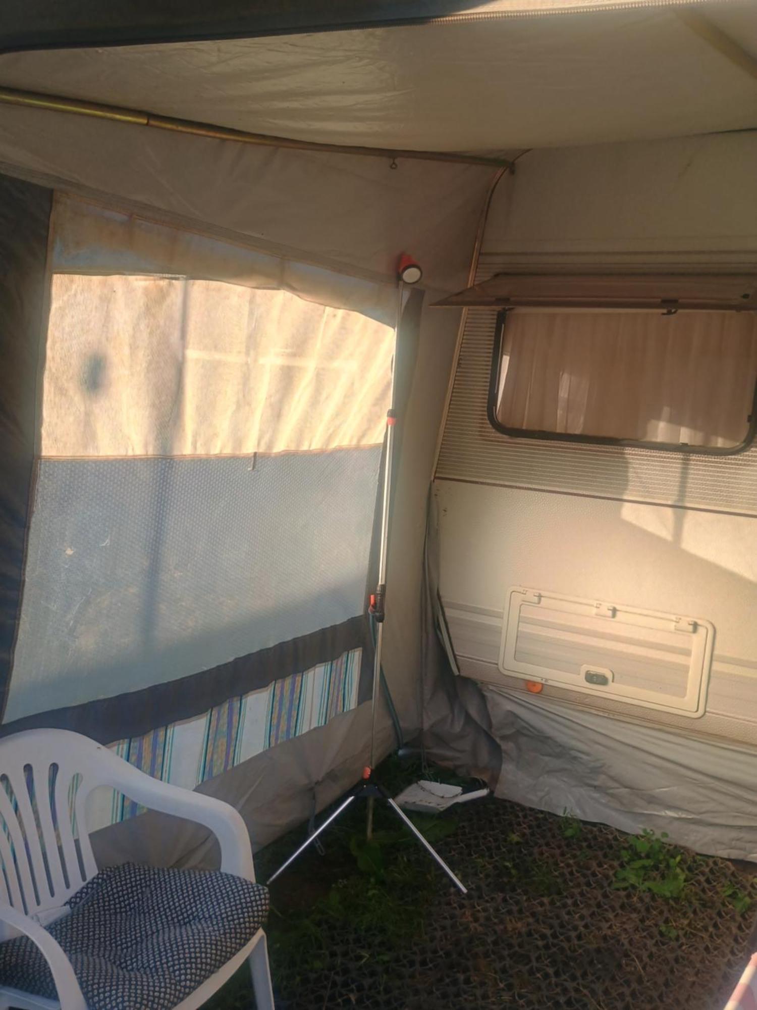 Wildcamp Resort Masseria La Murgia Unterkunft In Einem Wohnwagen 림바크 외부 사진