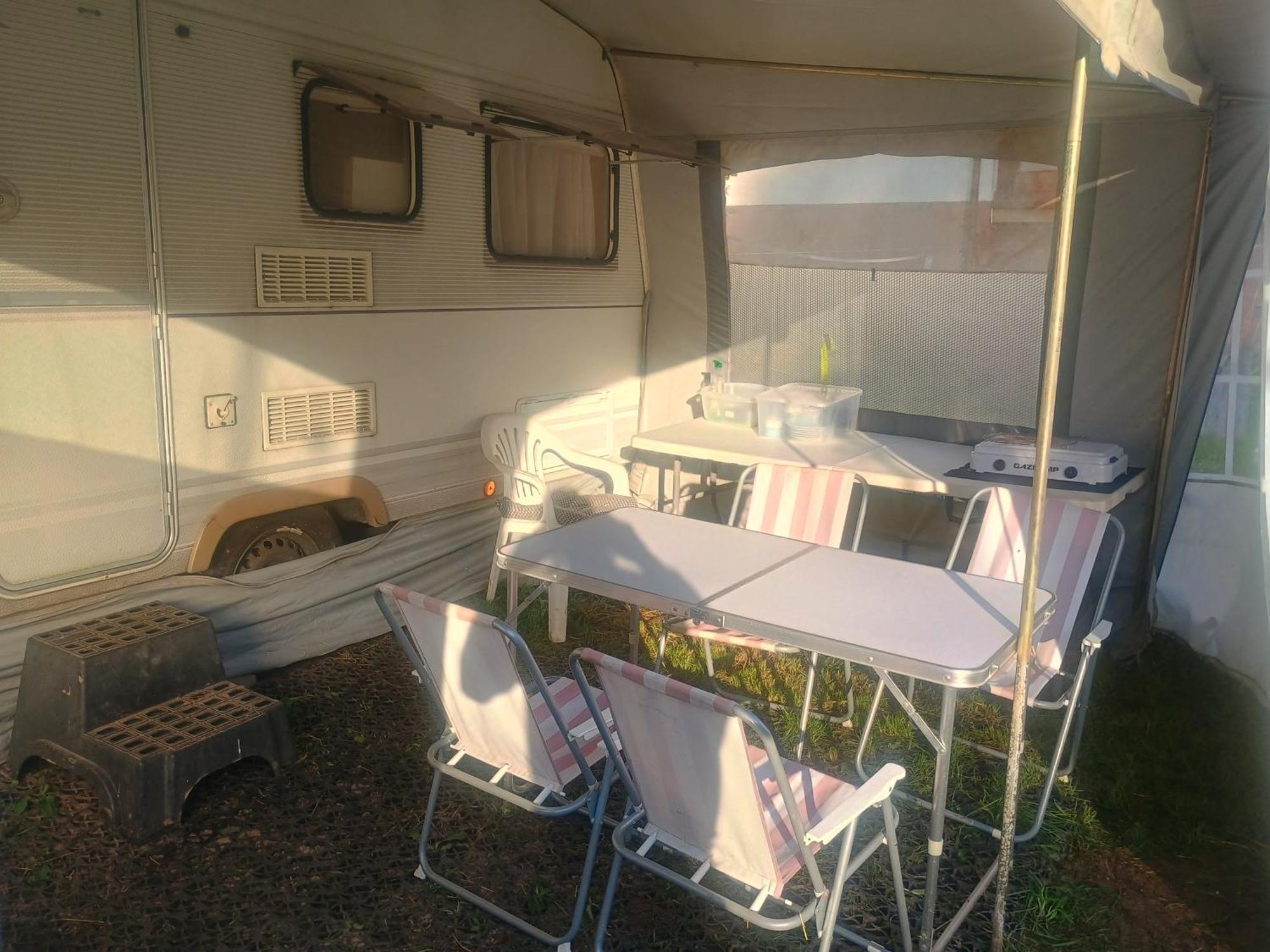 Wildcamp Resort Masseria La Murgia Unterkunft In Einem Wohnwagen 림바크 외부 사진