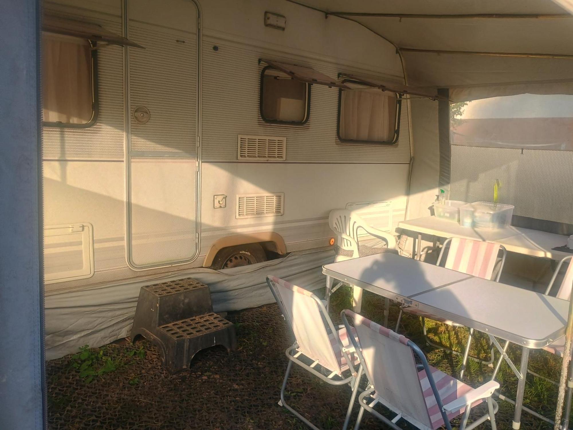 Wildcamp Resort Masseria La Murgia Unterkunft In Einem Wohnwagen 림바크 외부 사진